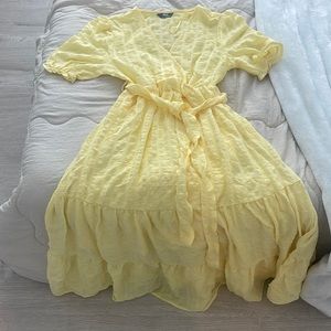 Yellow midi/maxi dress